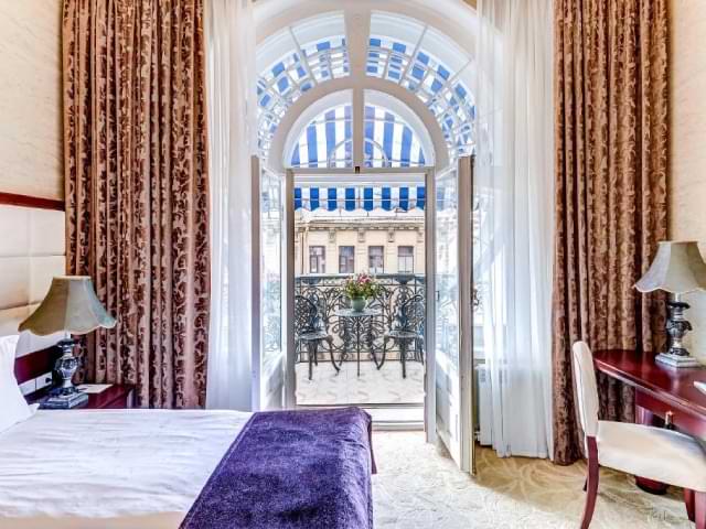 Akyan Hotel